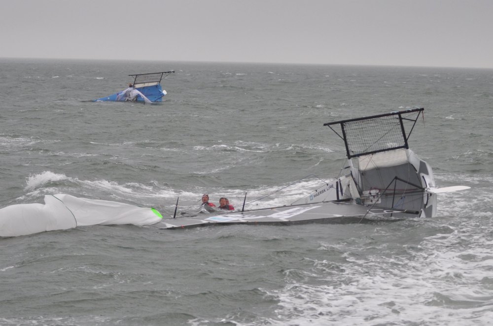 boat crash hamlin bridge to bridge mayhem blue planet timesblue planet times boat crash hamlin bridge to bridge mayhem blue planet timesblue planet times